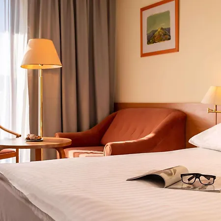 Отель Mercure Skalny